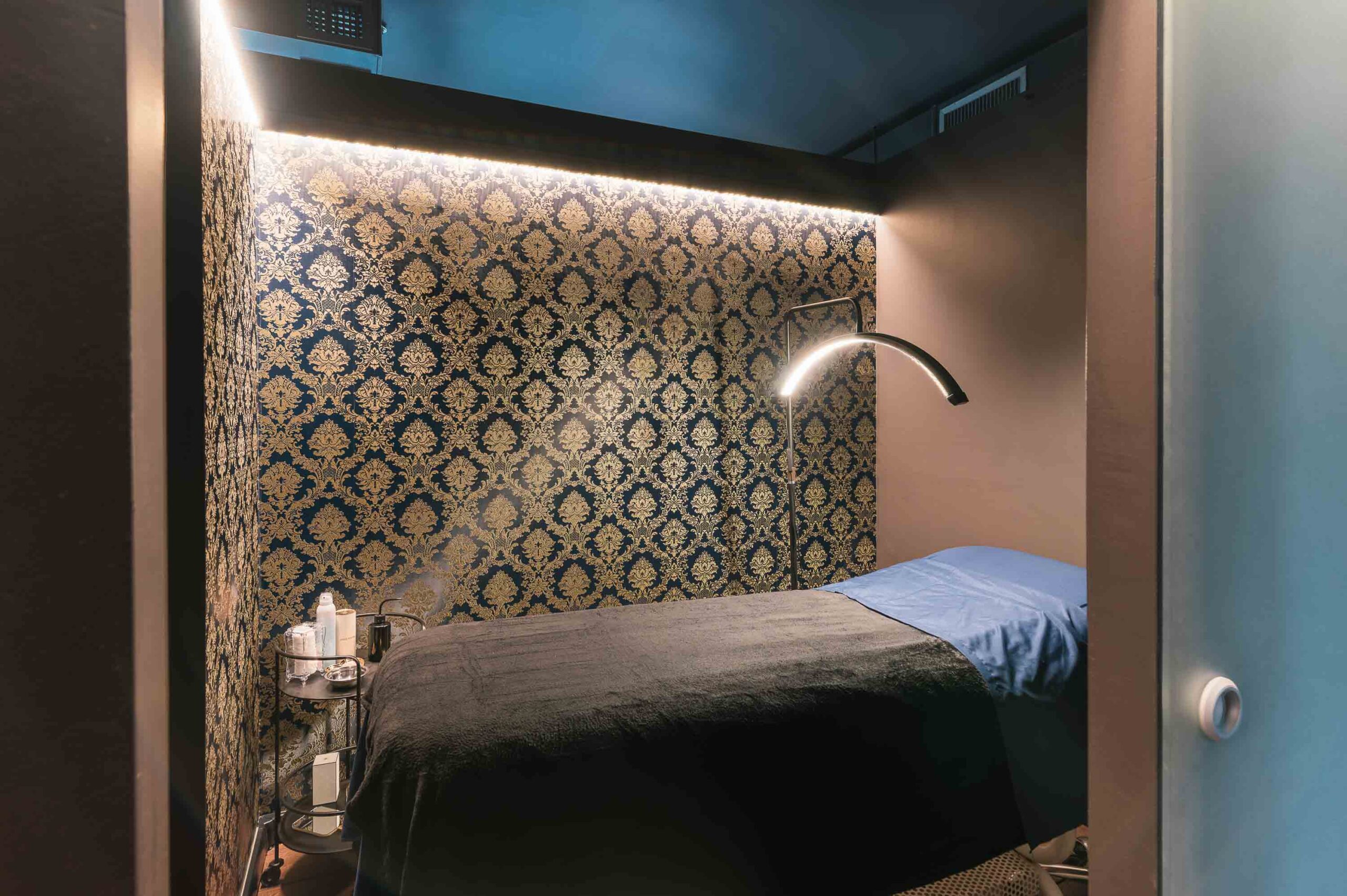 Home 19 PathosBeautyClub_2025-11-10_PATHOS_10428-HDR